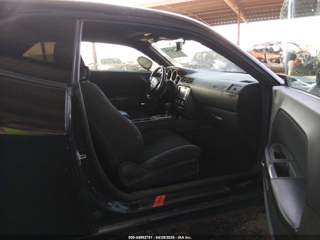 Dodge Challenger Sxt