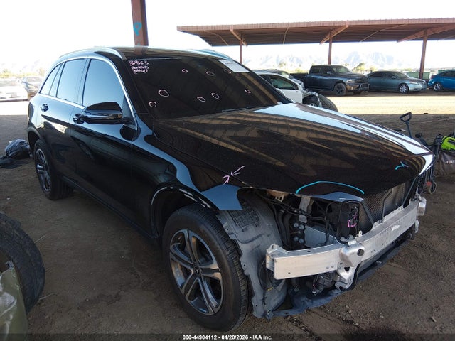 Salvage Mercedes-Benz GLC Image