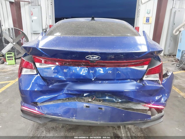Hyundai ELANTRA Sel
