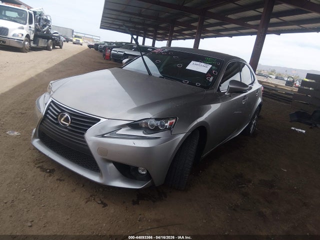 Lexus Is