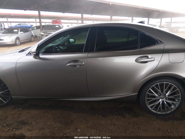 Lexus Is