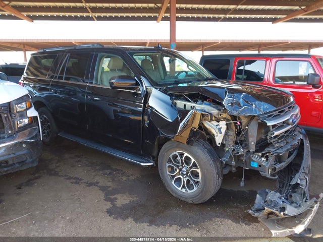 Salvage Ford Expedition Image