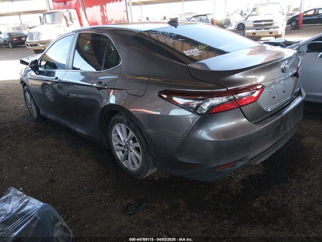 Toyota Camry Le