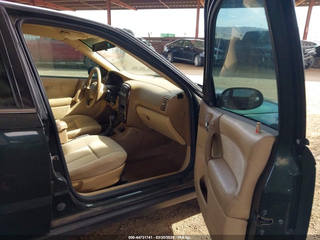 Saturn L-Series L200