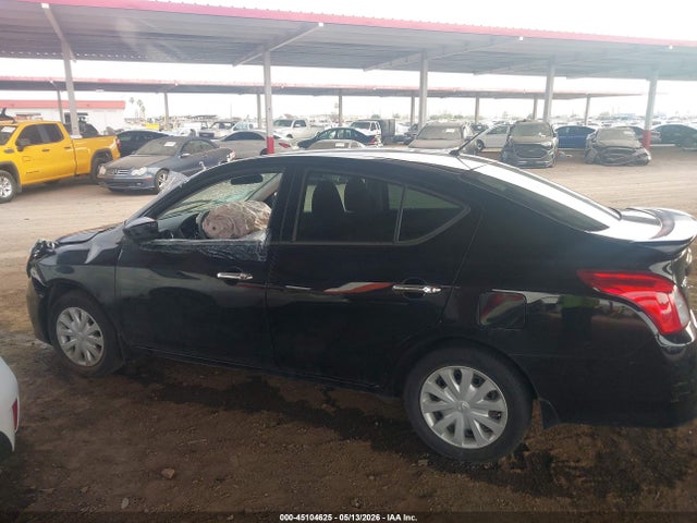 Nissan Versa 1.6 Sv