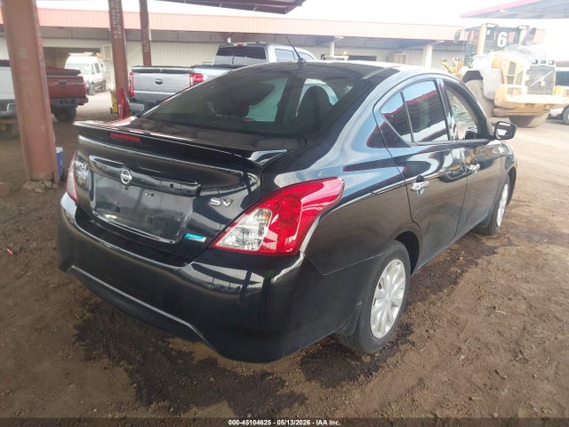 Nissan Versa 1.6 Sv