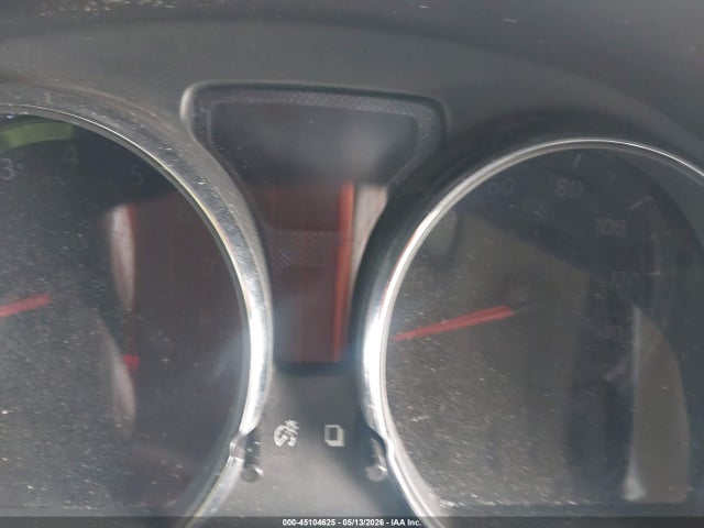 Nissan Versa 1.6 Sv