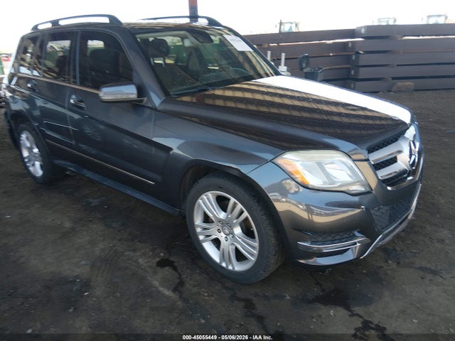 Salvage Mercedes-Benz GLK Image