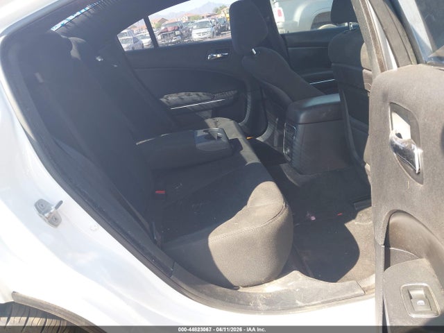 Dodge Charger Se