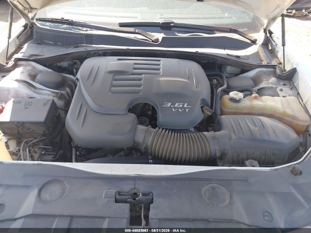 Dodge Charger Se