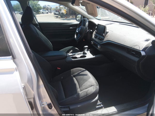 Nissan Altima S Fwd