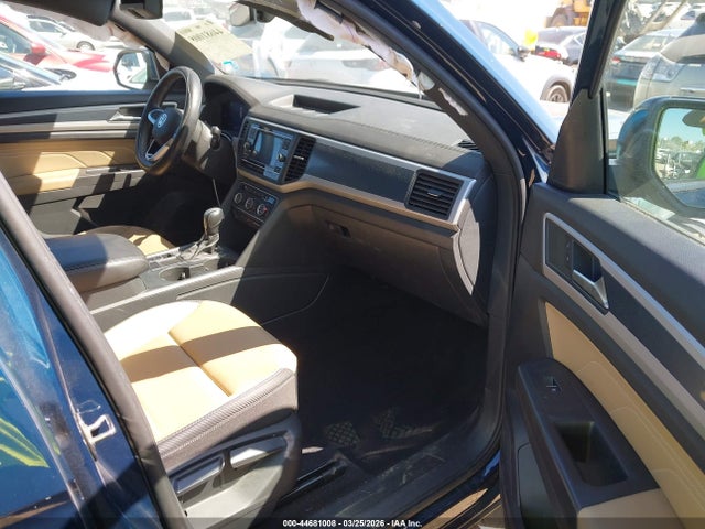 Volkswagen Atlas 2.0t Se