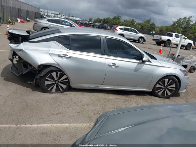 Nissan Altima Sv Fwd