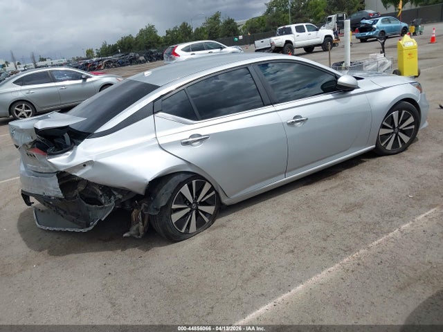 Nissan Altima Sv Fwd