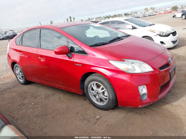 Salvage Toyota Prius Image