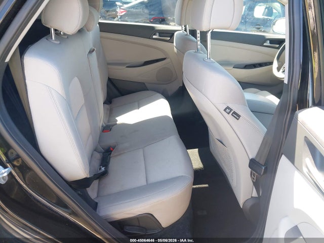 Hyundai TUCSON Sel
