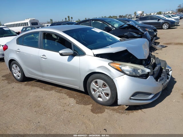 Salvage Kia Forte Image
