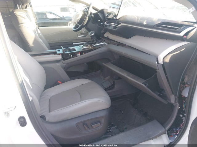 Toyota Sienna Xle