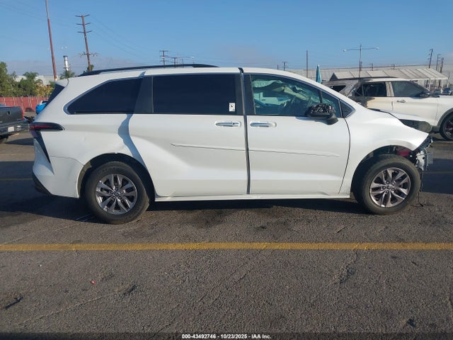 Toyota Sienna Xle