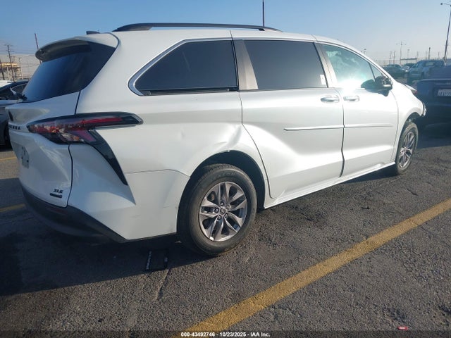 Toyota Sienna Xle