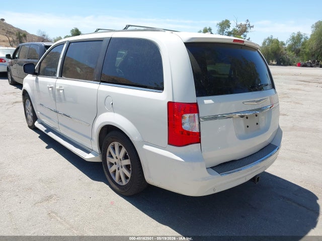 Chrysler Town & Country Touring