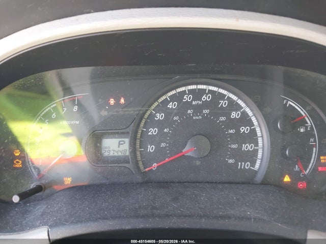 Toyota Sienna Le V6 8 Passenger