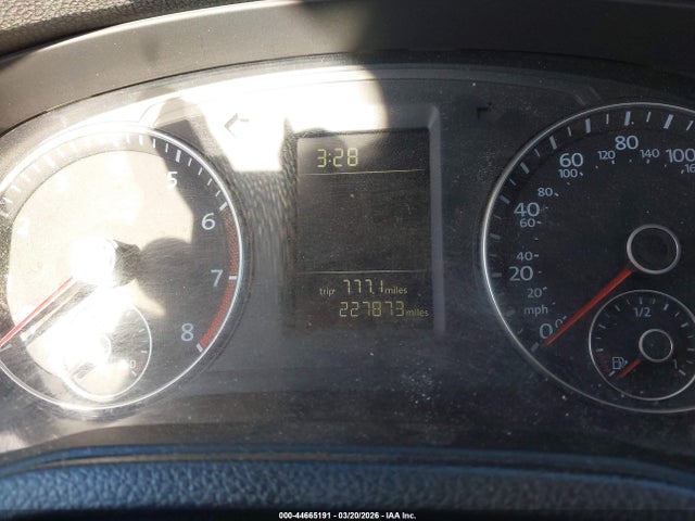 Volkswagen Passat S