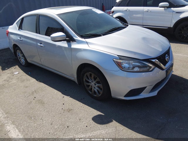 Salvage Nissan Sentra Image