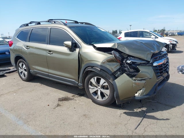 Salvage Subaru Ascent Image