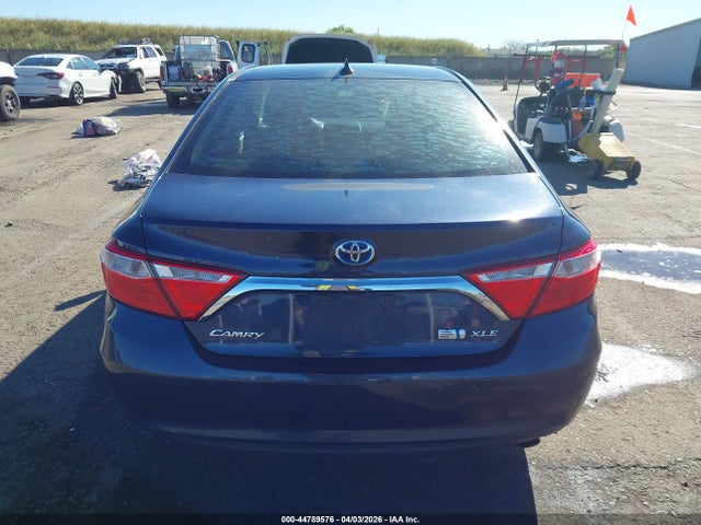 Toyota Camry Xle