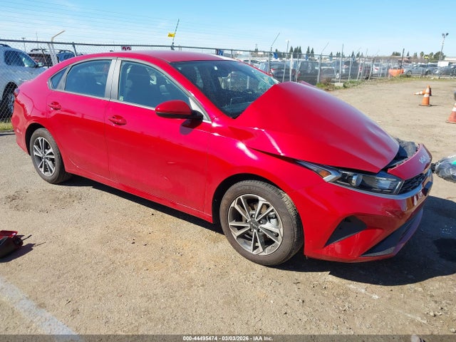 Salvage Kia Forte Image