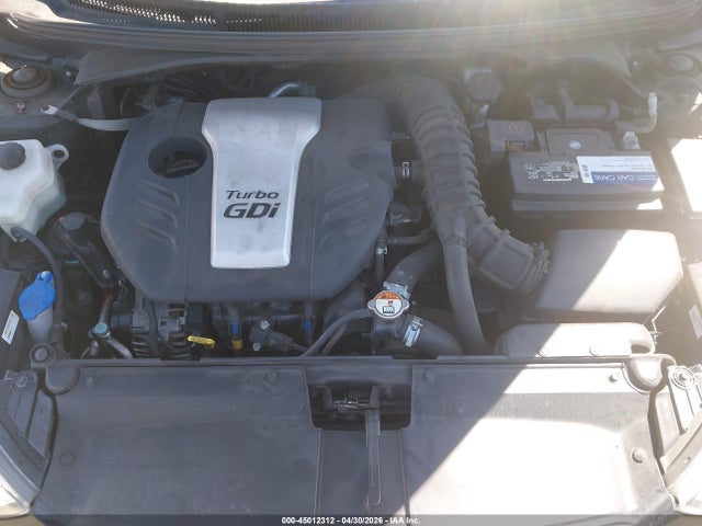 Hyundai VELOSTER Turbo