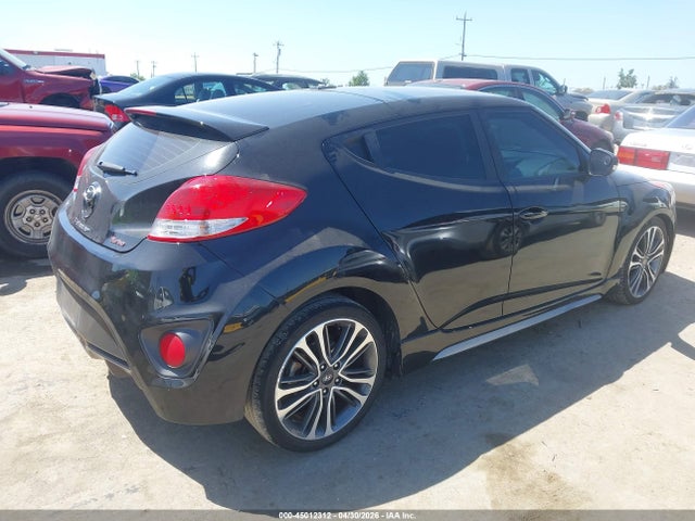 Hyundai VELOSTER Turbo