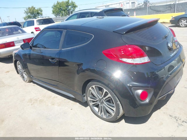 Hyundai VELOSTER Turbo