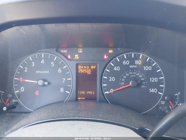 Nissan Nv S V6