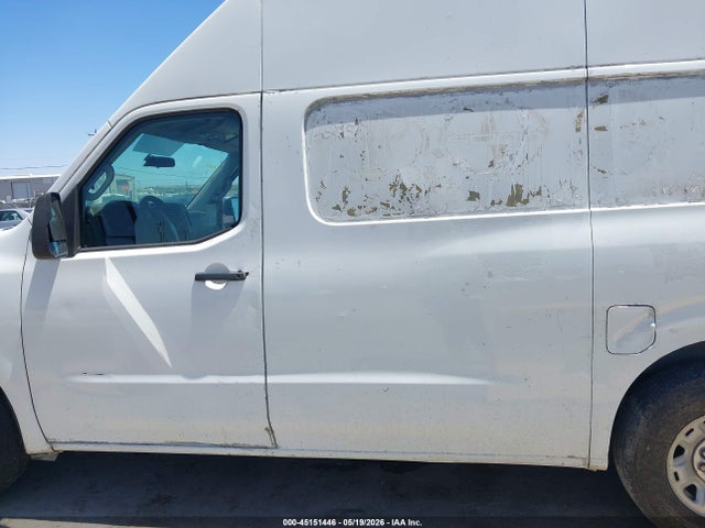 Nissan Nv S V6