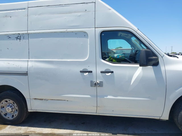 Nissan Nv S V6