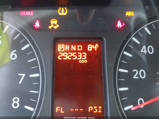 Nissan Nv S V6