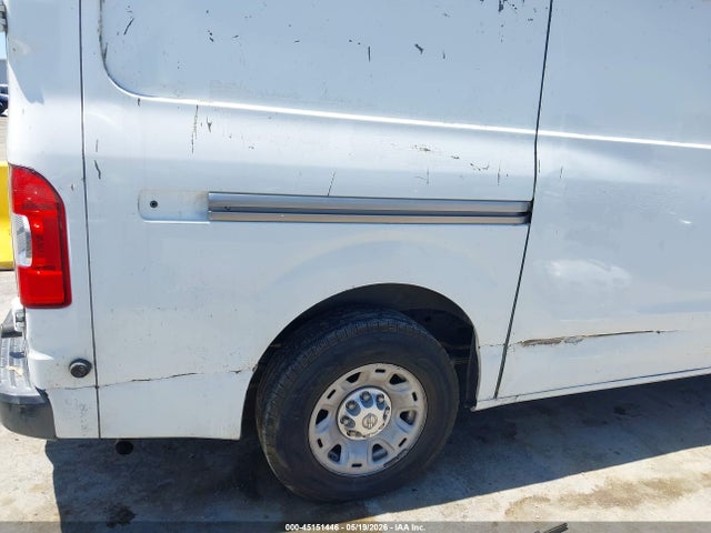 Nissan Nv S V6