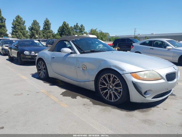 Salvage BMW Z Series Image