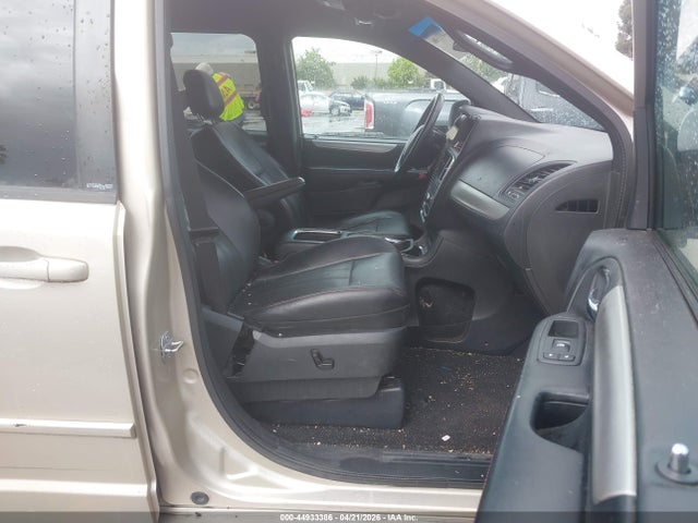 Dodge Grand Caravan