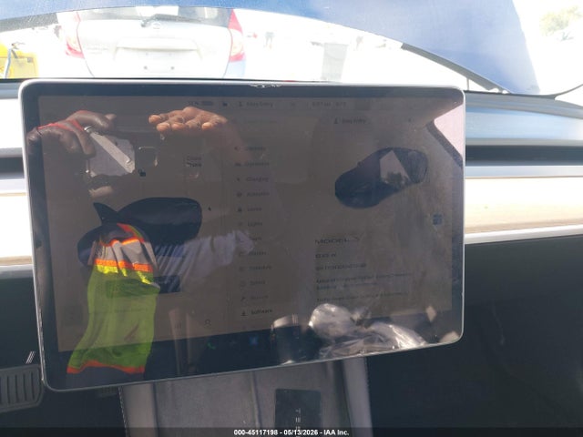 Tesla Model 3 Rear-wheel Drive