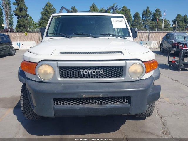 Toyota FJ Cruiser