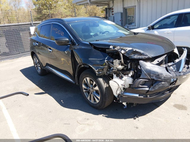 Salvage Nissan Murano Image