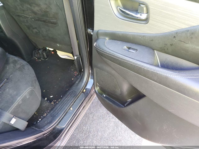 Nissan Murano Sv