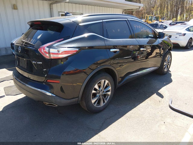 Nissan Murano Sv