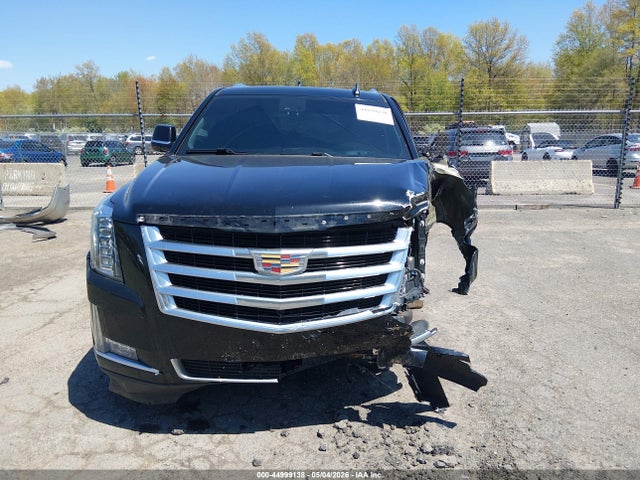 Cadillac Escalade Luxury