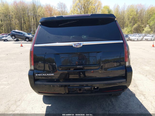 Cadillac Escalade Luxury