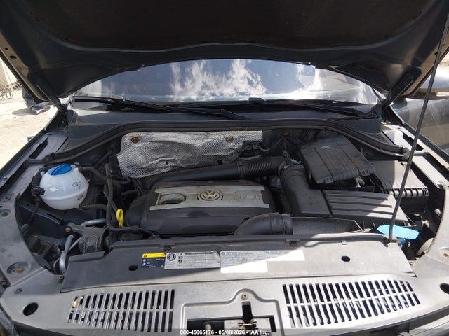 Volkswagen Tiguan S