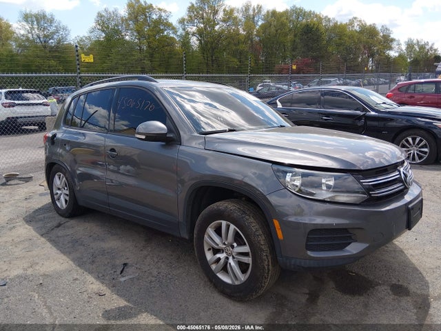 Salvage Volkswagen Tiguan Image